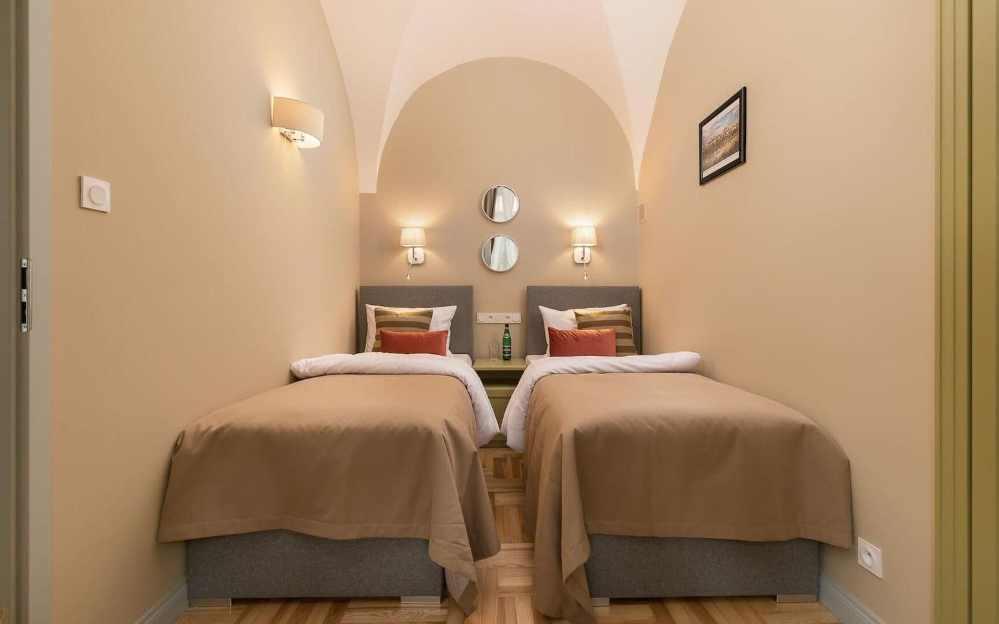 Rent Like Home - Krakowskie Przedmiescie 12 Варшава Экстерьер фото